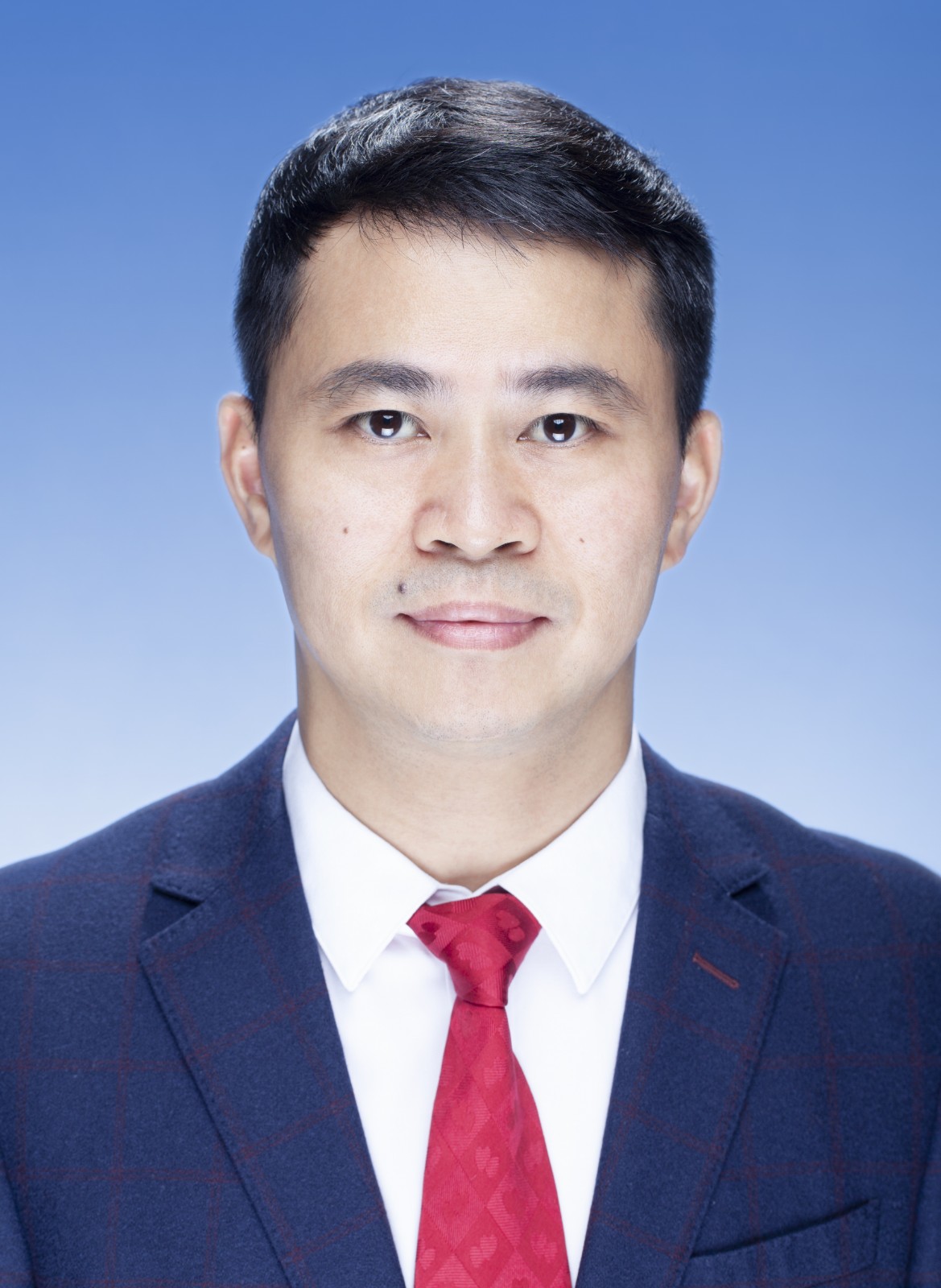肖海华 副县长